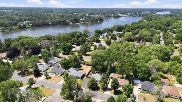 917 Westwood Lane, Anoka, MN 55303