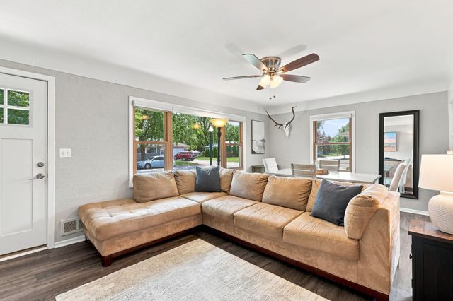 917 Westwood Lane, Anoka, MN 55303