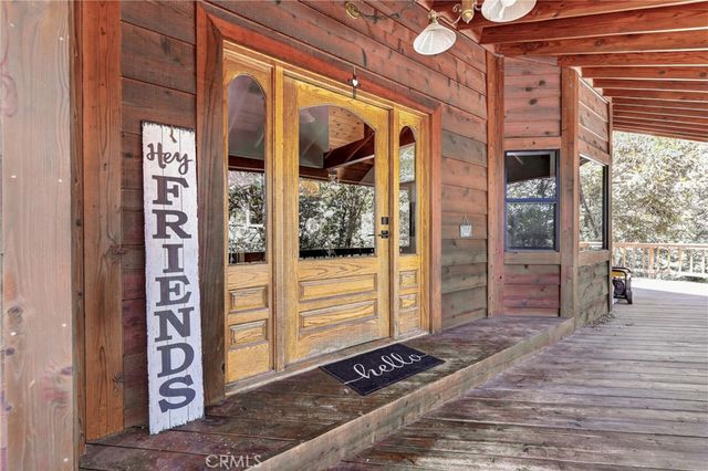 77 Park Drive, Running Springs, CA 92382