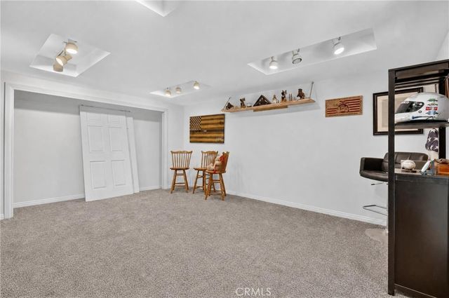 77 Park Drive, Running Springs, CA 92382