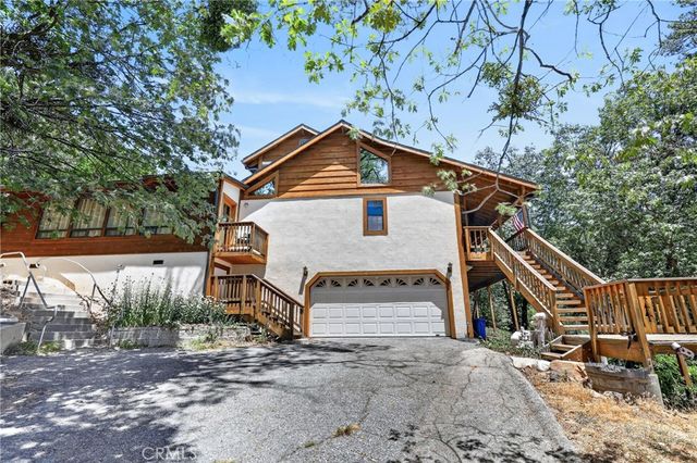 77 Park Drive, Running Springs, CA 92382