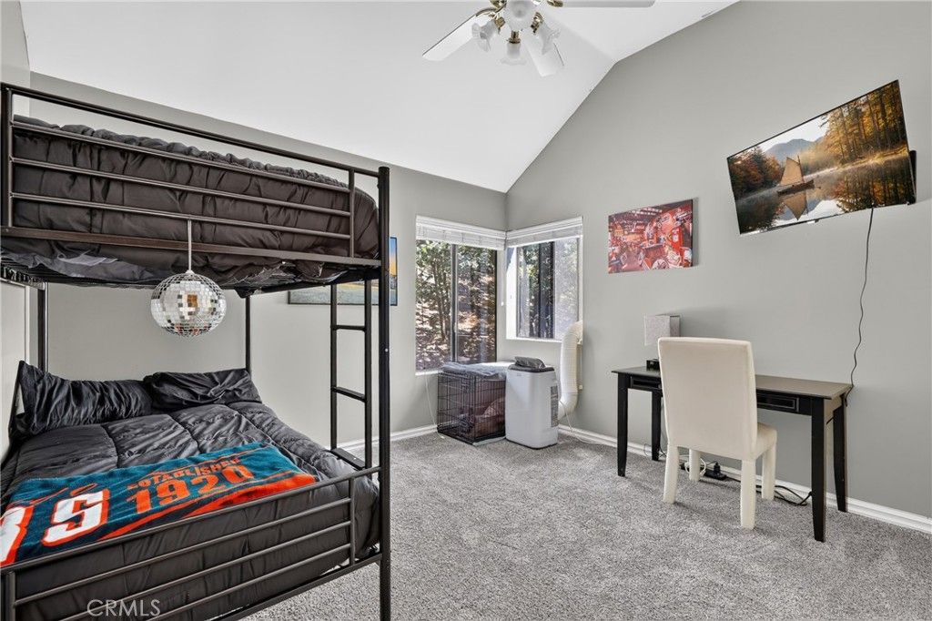 Image 38 of property listing at 77 Park, Running Springs, CA 92382