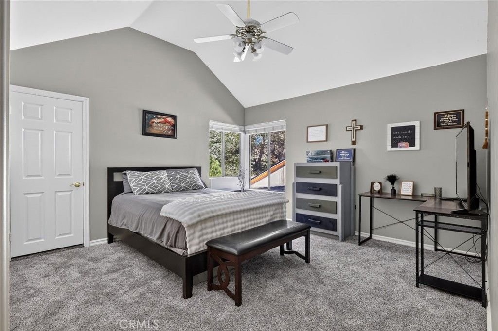 Image 41 of property listing at 77 Park, Running Springs, CA 92382