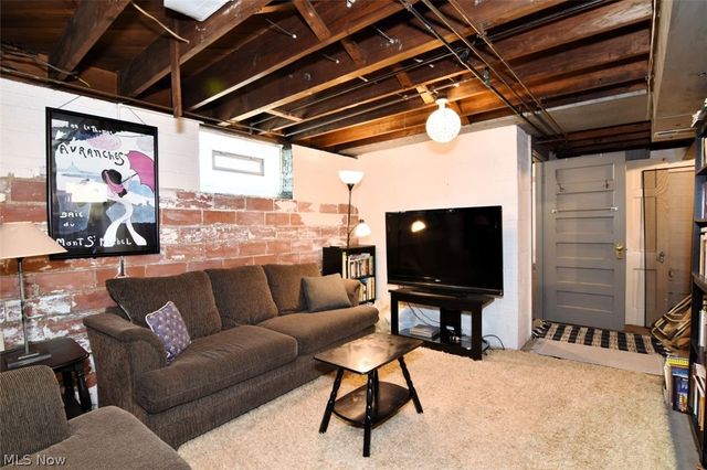1272 Winston Road, South Euclid, OH 44121