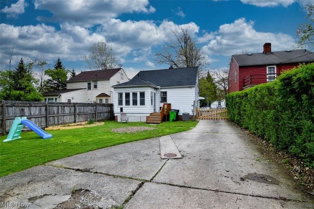 1272 Winston Road, South Euclid, OH 44121