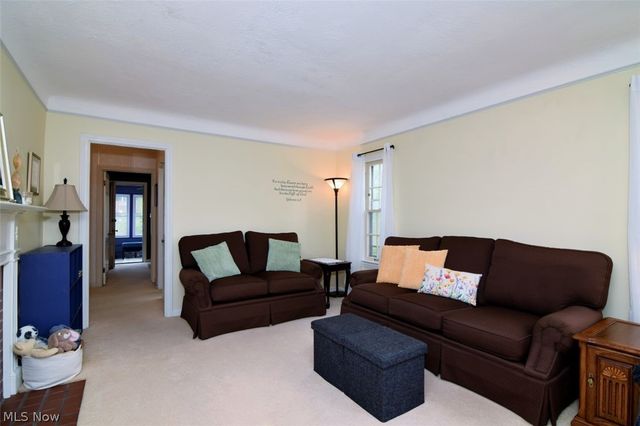 1272 Winston Road, South Euclid, OH 44121