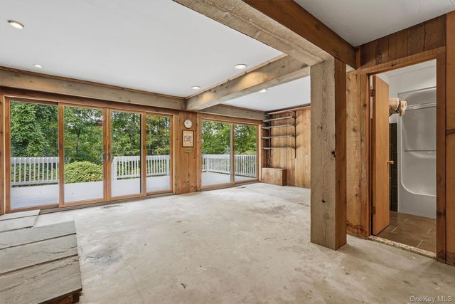 31 Boswell Road, Putnam Valley, NY 10579