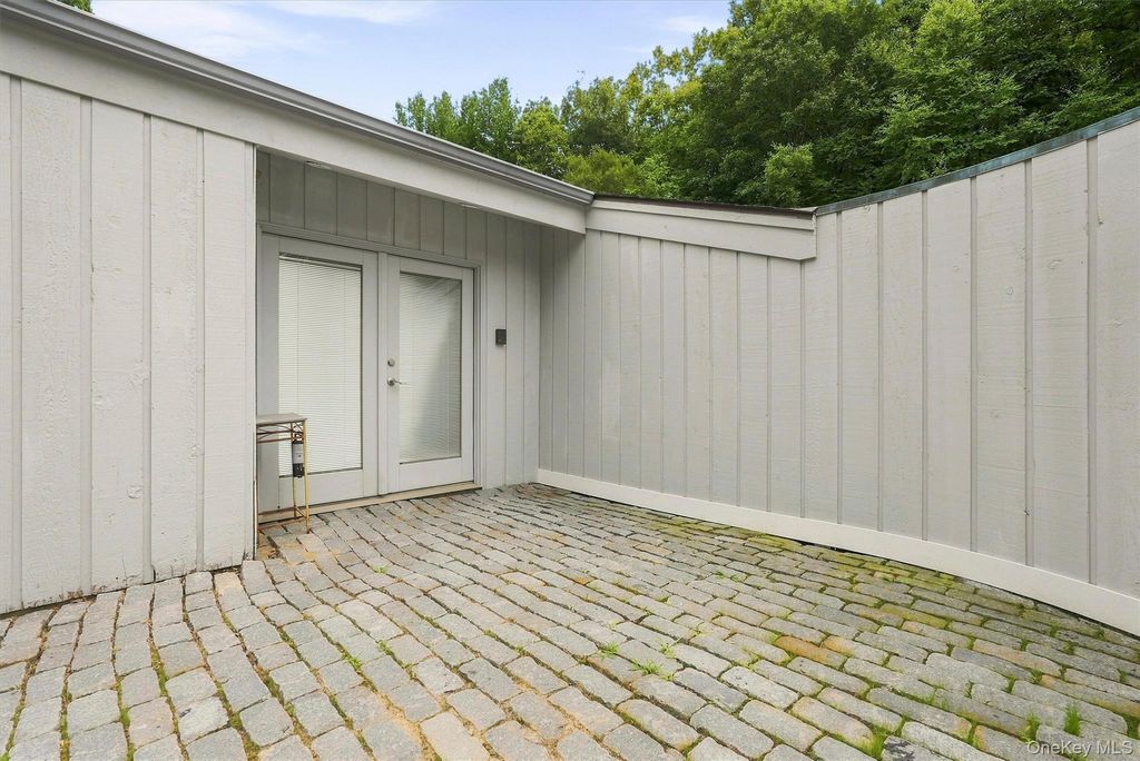 31 Boswell Road, Putnam Valley, NY 10579 — photo 5