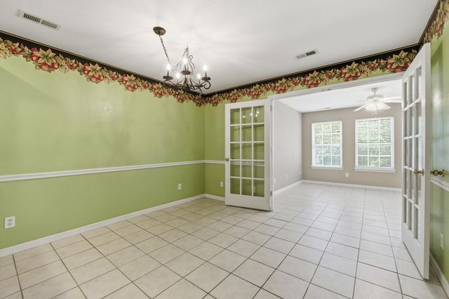 146 Flagstone Drive, Rossville, GA 30741
