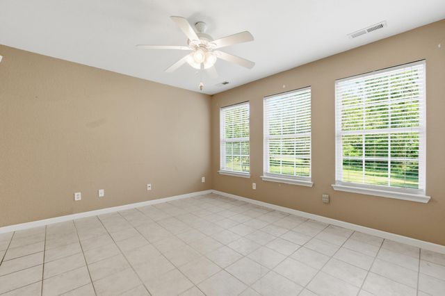 146 Flagstone Drive, Rossville, GA 30741