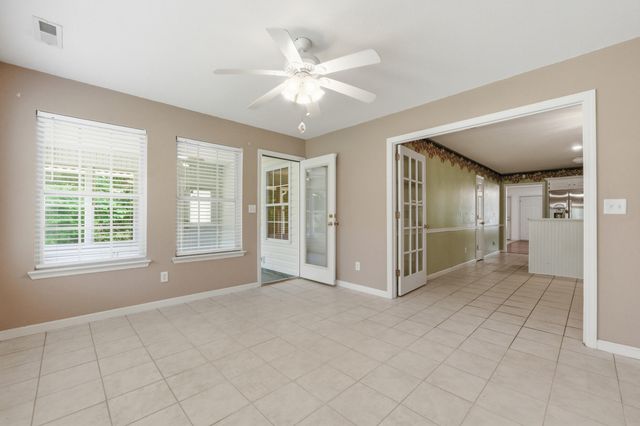 146 Flagstone Drive, Rossville, GA 30741