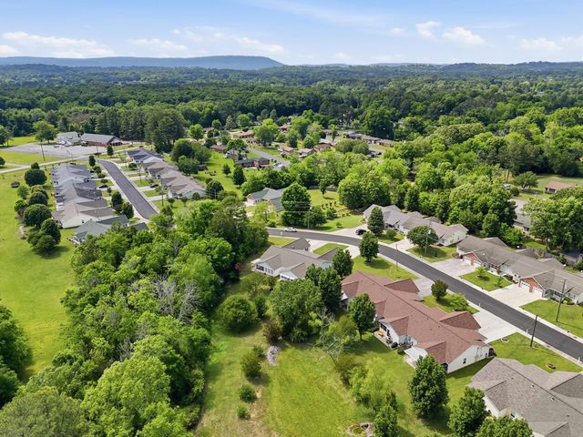 146 Flagstone Drive, Rossville, GA 30741