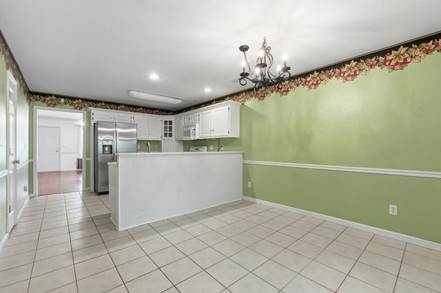 146 Flagstone Drive, Rossville, GA 30741
