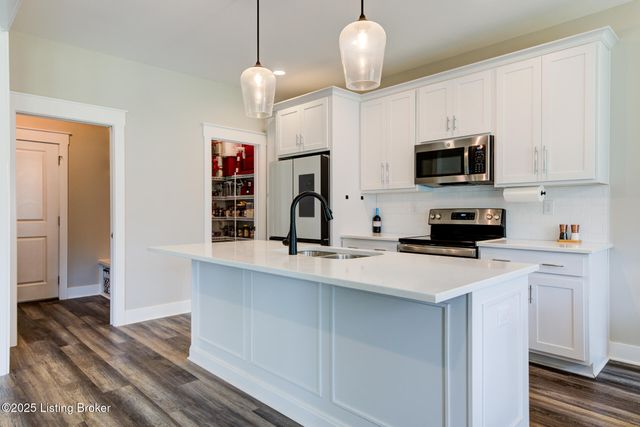 12122 Cypress Ridge Dr, Jeffersontown, KY 40299