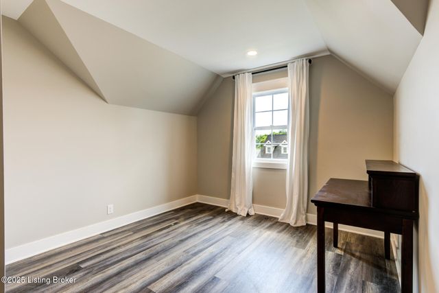 12122 Cypress Ridge Dr, Jeffersontown, KY 40299