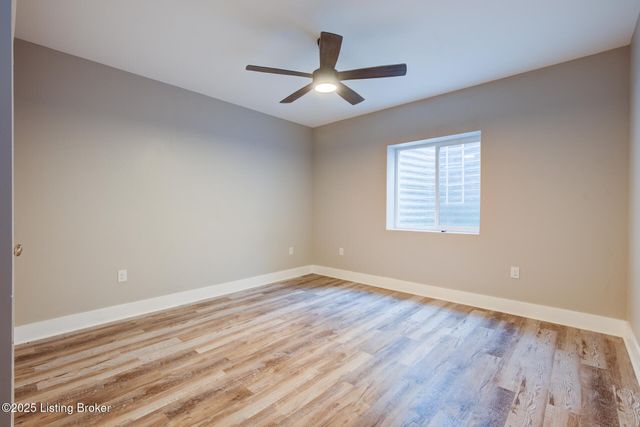 12122 Cypress Ridge Dr, Jeffersontown, KY 40299