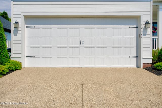 12122 Cypress Ridge Dr, Jeffersontown, KY 40299