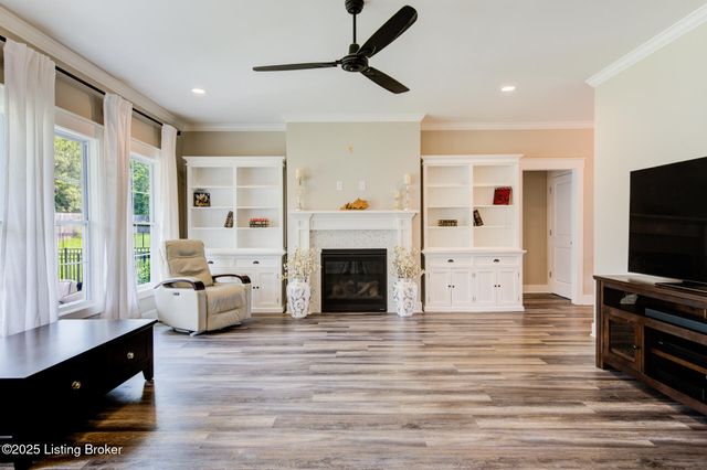 12122 Cypress Ridge Dr, Jeffersontown, KY 40299