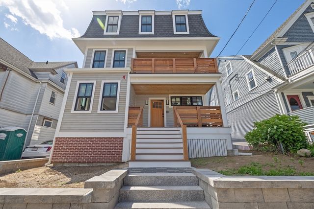 16 Curtis St 1, Somerville, MA 02144