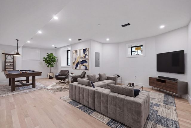 16 Curtis St 1, Somerville, MA 02144