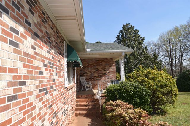 151 Lynn Drive, Wellford, SC 29385