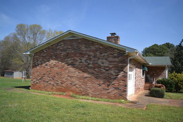 151 Lynn Drive, Wellford, SC 29385