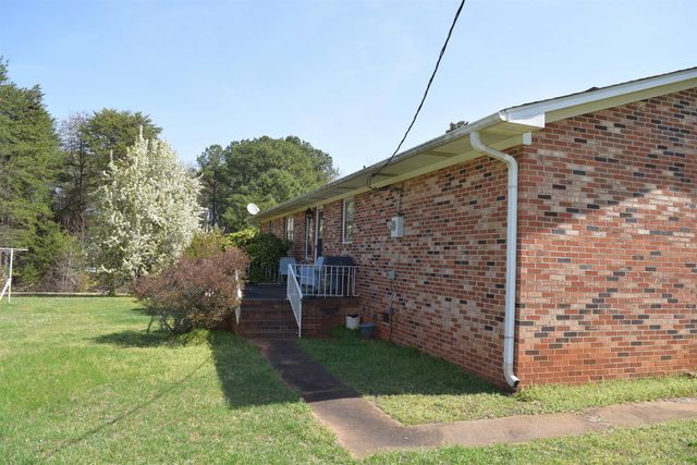 151 Lynn Drive, Wellford, SC 29385