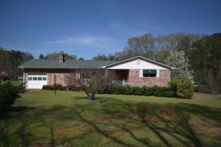 151 Lynn Drive, Wellford, SC 29385