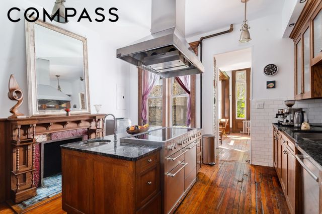 207 Edgecombe Avenue, New York City, NY 10030