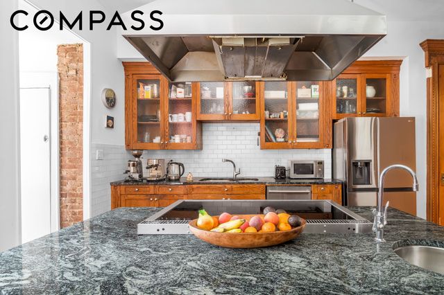 207 Edgecombe Avenue, New York City, NY 10030
