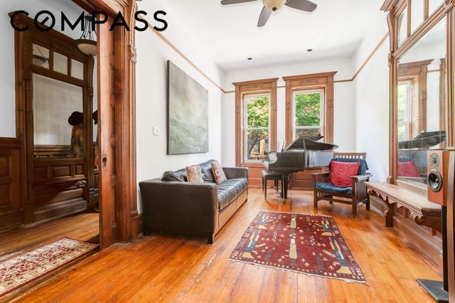 207 Edgecombe Avenue, New York City, NY 10030