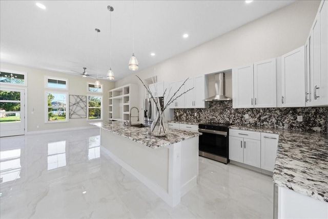 62 WHITTINGTON DRIVE, Palm Coast, FL 32164