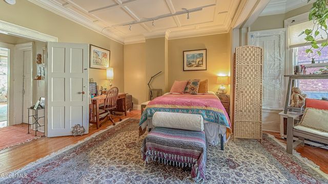 29 Dove Street, Albany, NY 12210