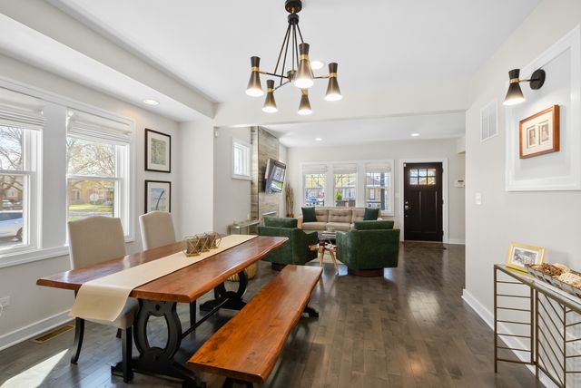 10459 S Troy Street, Chicago, IL 60655