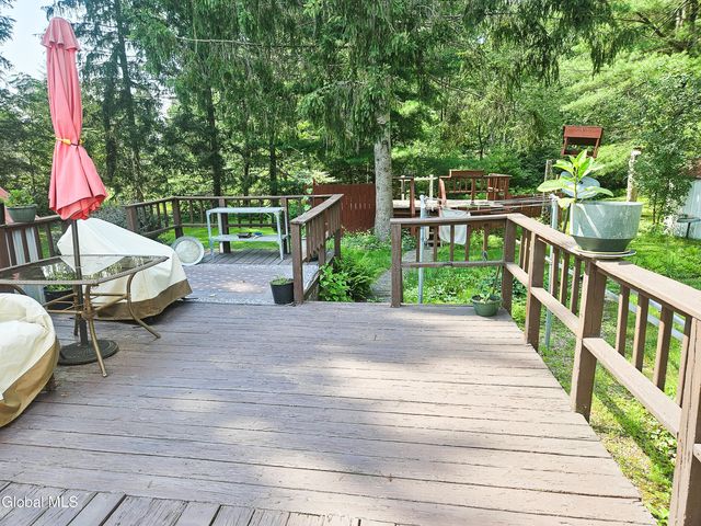 107 Skyway Drive, Glenville, NY 12302