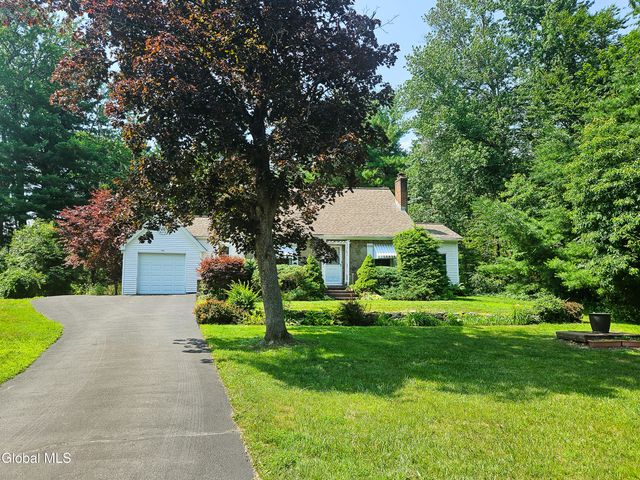 107 Skyway Drive, Glenville, NY 12302