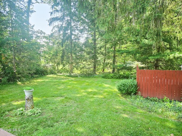 107 Skyway Drive, Glenville, NY 12302