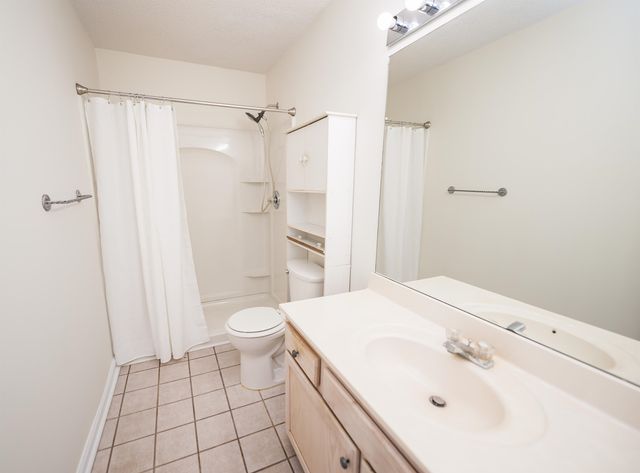 708 Larado Court, Moore, SC 29369