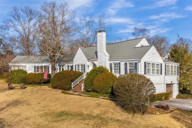 1500 Wood Nymph Trail, Lookout Mountain, GA 30750