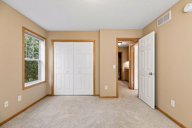 4765 Victor Path 9, Hugo, MN 55038