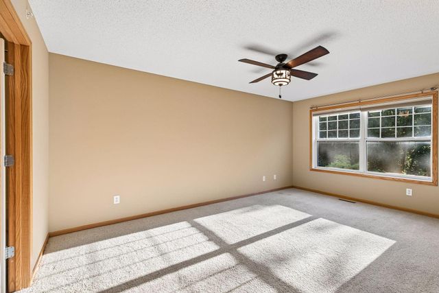 4765 Victor Path 9, Hugo, MN 55038