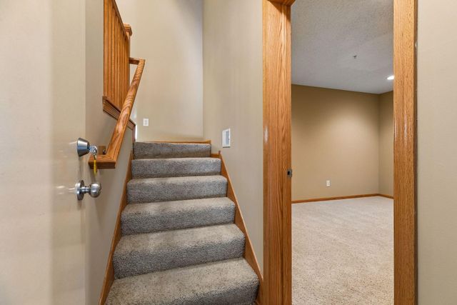 4765 Victor Path 9, Hugo, MN 55038