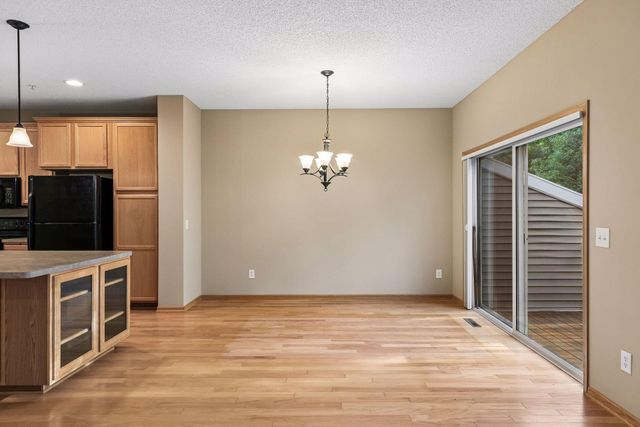 4765 Victor Path 9, Hugo, MN 55038