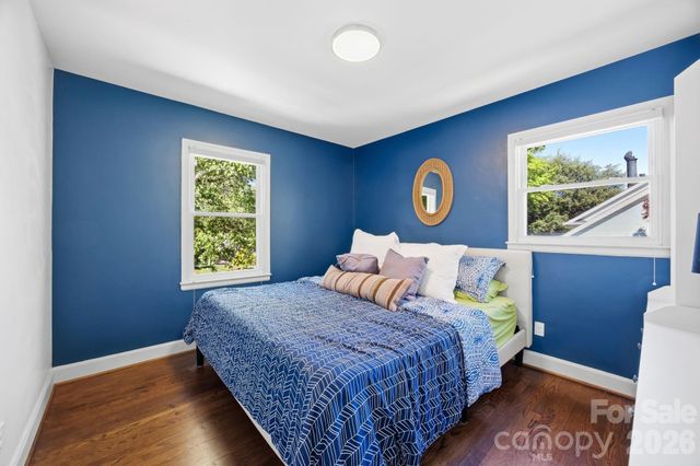 1941 Bentley Place, Charlotte, NC 28205