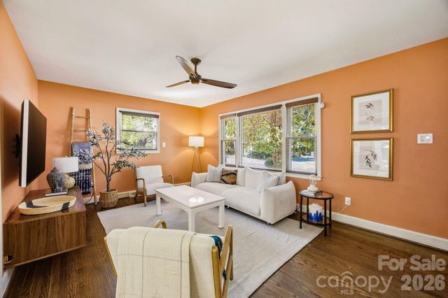 1941 Bentley Place, Charlotte, NC 28205
