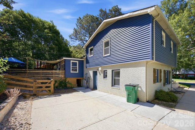1941 Bentley Place, Charlotte, NC 28205