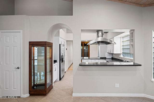 5021 E WALTANN Lane, Scottsdale, AZ 85254