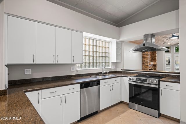 5021 E WALTANN Lane, Scottsdale, AZ 85254