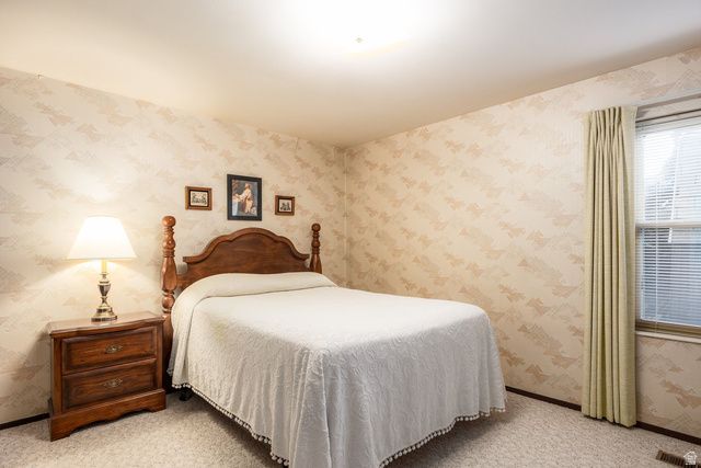881 E HILLCREST DR, Springville, UT 84663