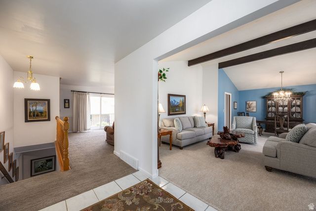 881 E HILLCREST DR, Springville, UT 84663